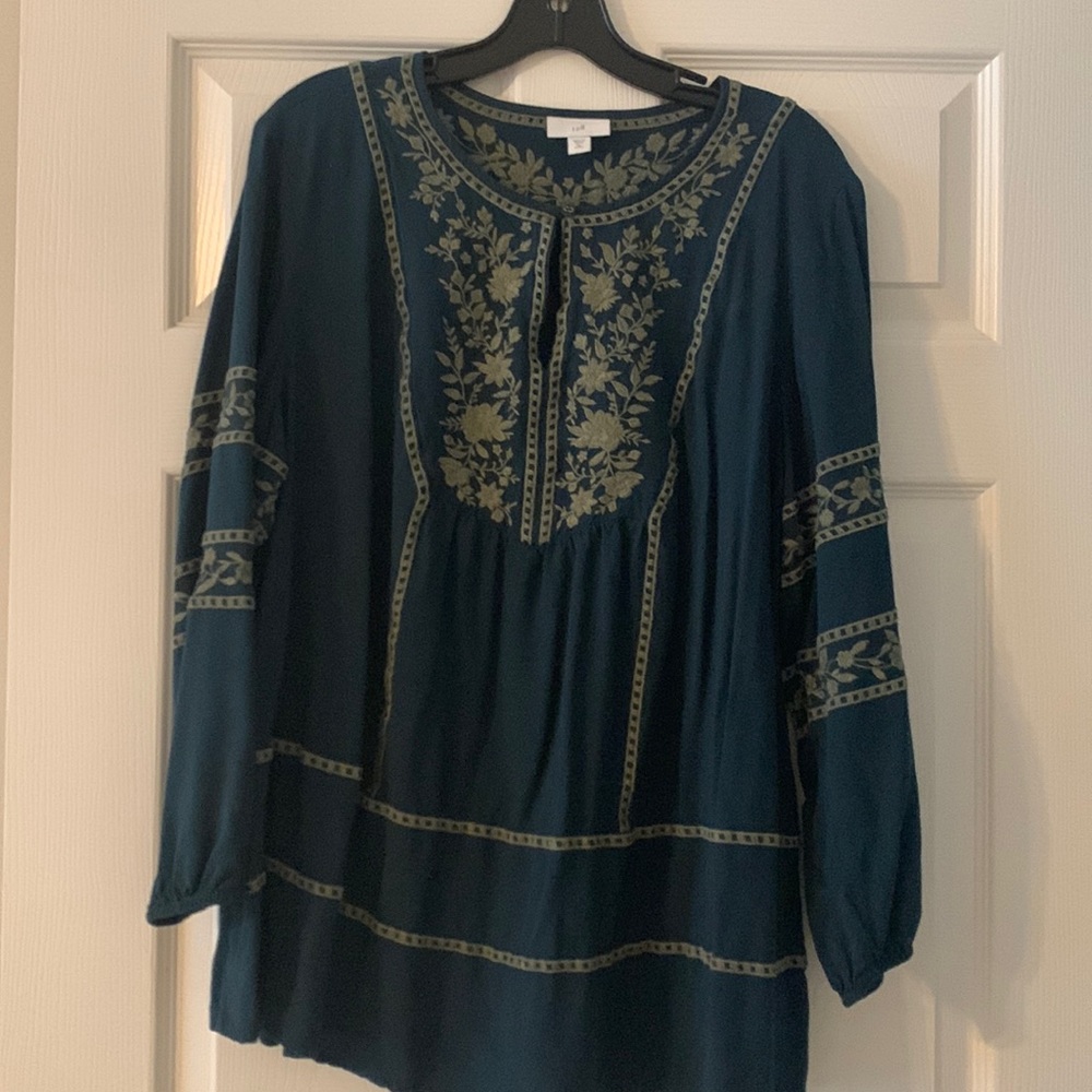 J. Jill beautiful top worn a couple of times.